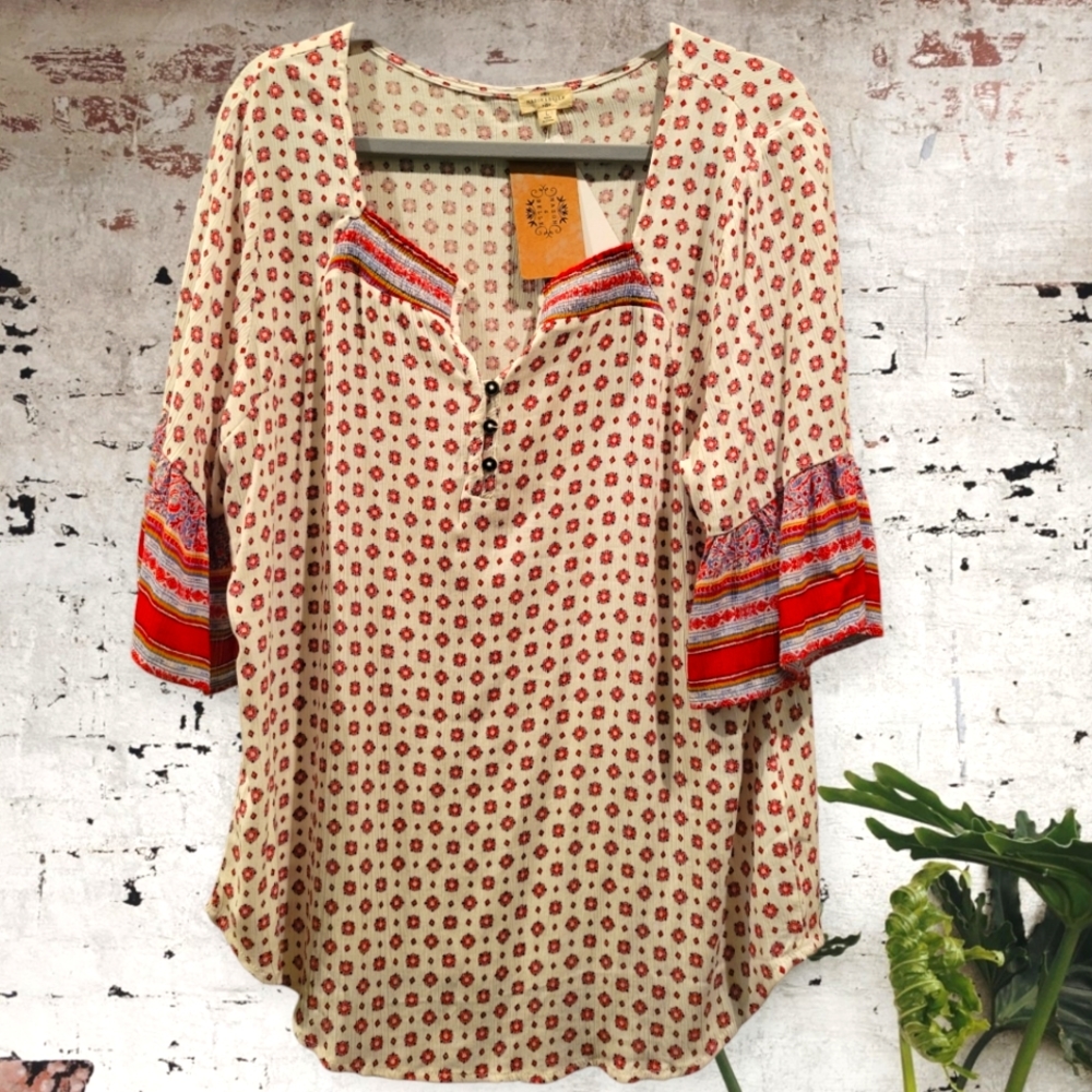 Mason & Belle White and Red Floral Mixed Print Split Collar Top Size L NWT